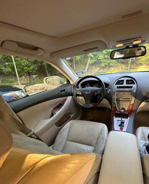 Used 2011 Lexus ES 350 image 7