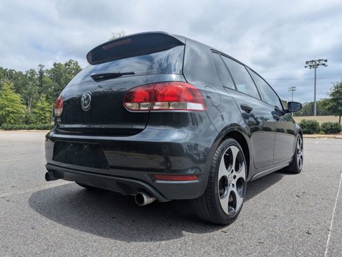 Used 2011 Volkswagen Golf 4-Door image 12