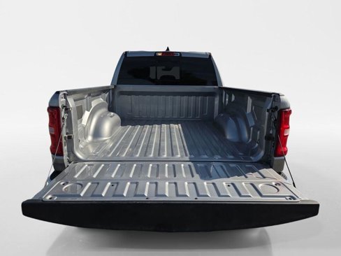 Used 2025 RAM 1500 Laramie image 10
