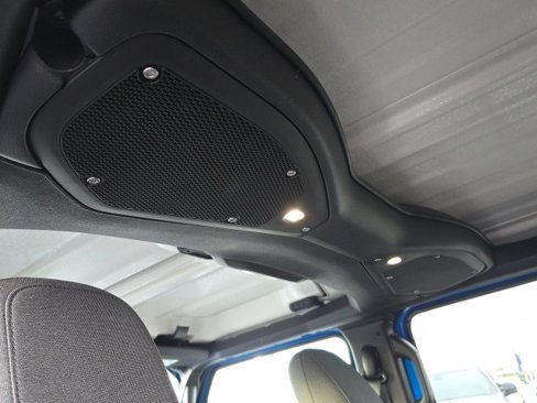New 2025 Jeep Wrangler Sport S image 45