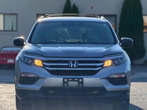 Used 2016 Honda Pilot LX image 3