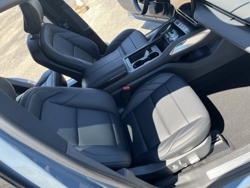New 2025 Lincoln Nautilus Premier w/ Equipment Group 102A image 16
