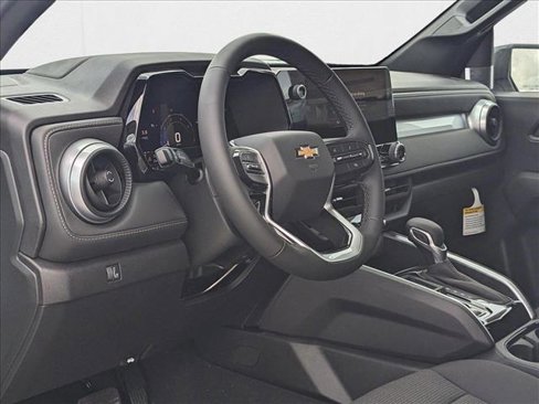 New 2025 Chevrolet Colorado LT image 3