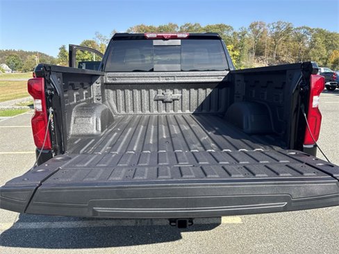 New 2026 Chevrolet Silverado 1500 ZR2 image 27