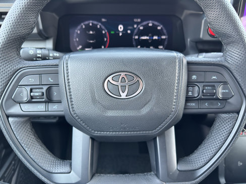 Used 2025 Toyota Tacoma TRD Pro image 19