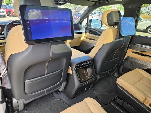 New 2026 Cadillac Escalade IQL Sport 2 w/ LPO, ONYX Package image 18