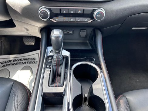 Used 2023 Nissan Altima 2.5 SR image 14