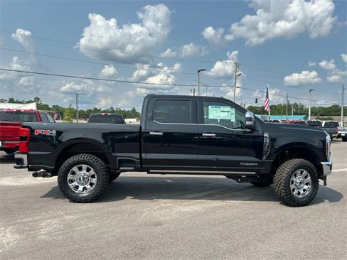 New 2025 Ford F250 Lariat w/ Lariat Ultimate Package image 5