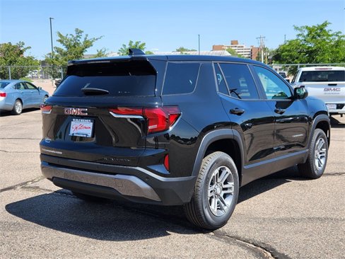 Used 2026 GMC Terrain Elevation image 3
