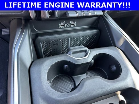 New 2026 RAM 1500 4x4 Crew Cab image 25