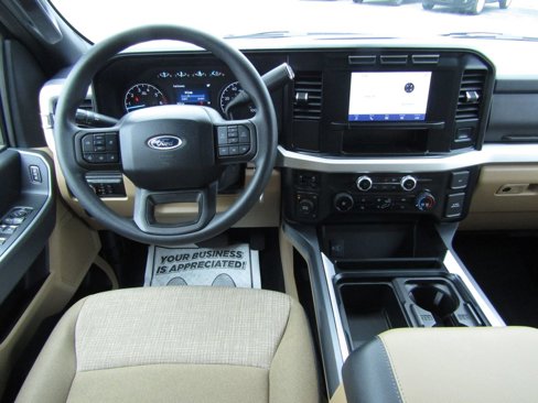 Used 2025 Ford F250 XLT w/ F-250 >10K GVWR Package image 18