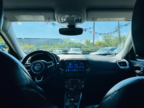 Used 2019 Jeep Compass Latitude w/ Popular Equipment Group image 18