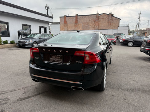 Used 2018 Volvo S60 T5 Inscription image 3