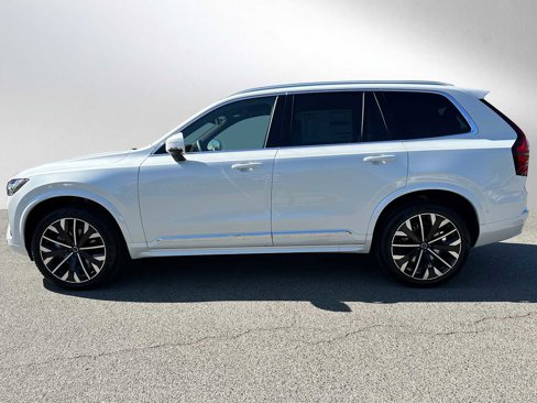 New 2026 Volvo XC90 B6 Plus w/ Protection Package Premier image 6