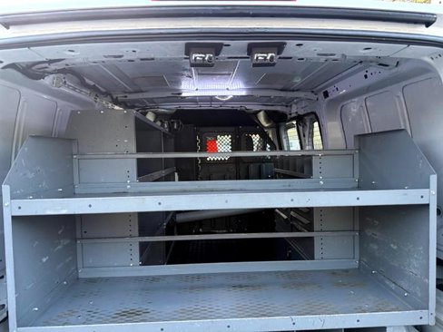 Used 2016 Ford Transit 250 130 Low Roof image 21