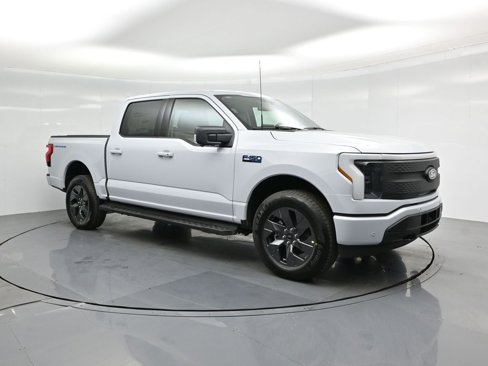 New 2025 Ford F150 Lightning XLT image 25