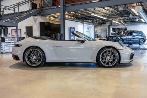 Used 2024 Porsche 911 Carrera image 4