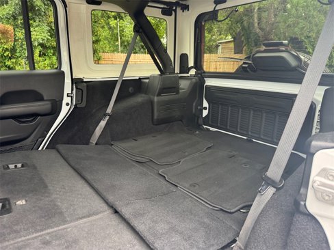 Used 2021 Jeep Wrangler Unlimited Sahara image 18