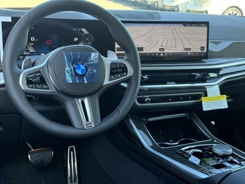 New 2026 BMW X7 M60i image 23