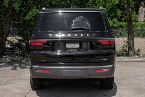 Used 2022 Jeep Wagoneer Series III w/ Premium Group I image 18