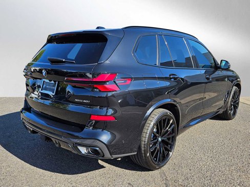 New 2026 BMW X5 xDrive40i w/ M Sport Package image 3