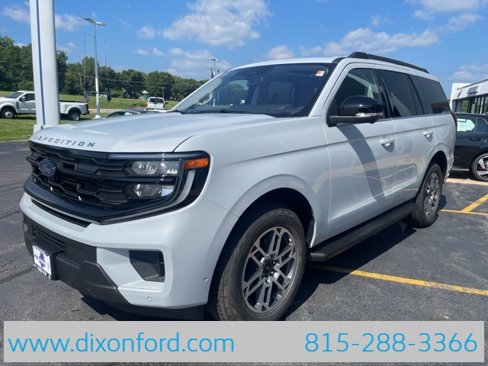 New 2025 Ford Expedition Active image 3
