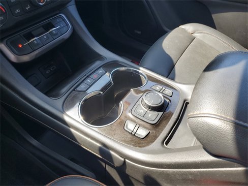 Used 2023 GMC Acadia AT4 w/ Technology Package image 25