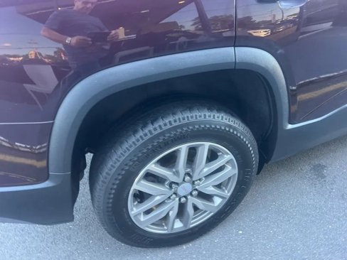 Used 2017 GMC Acadia SLE w/ LPO, Floor Liner Package image 26