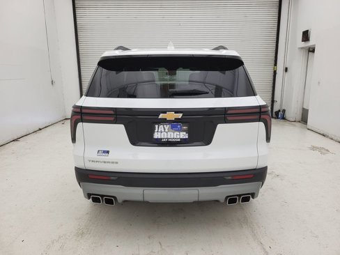 Certified 2025 Chevrolet Traverse LT image 15