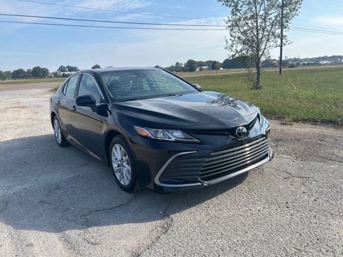 Used 2024 Toyota Camry LE image 1