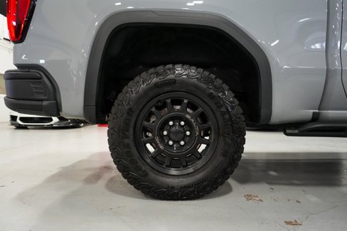 Used 2024 GMC Sierra 1500 AT4X w/ AT4X AEV Edition image 35