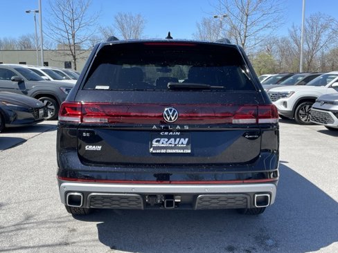 New 2025 Volkswagen Atlas Peak Edition SE image 6