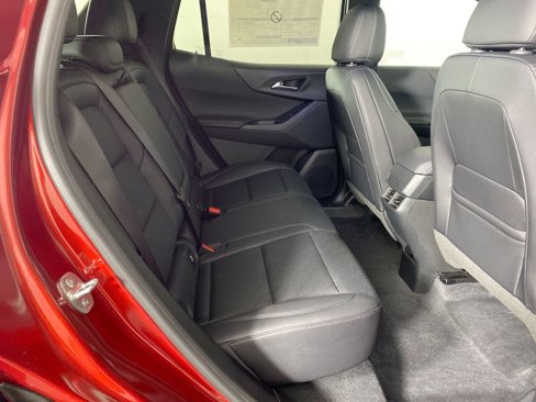 New 2026 Chevrolet Equinox LT w/ Convenience Package II image 25