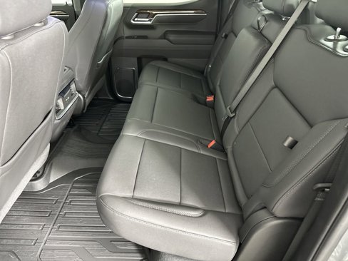 New 2025 GMC Sierra 1500 Elevation w/ Elevation Premium Package image 18