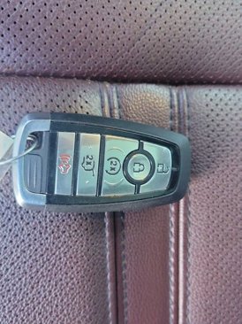 Used 2022 Ford Expedition Max Limited image 35