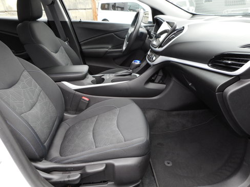 Used 2017 Chevrolet Volt LT image 25