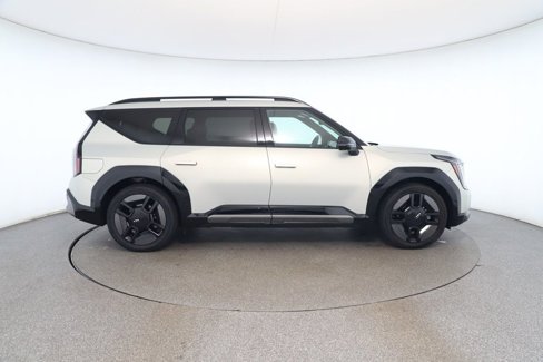 Used 2024 Kia EV9 GT-Line image 6