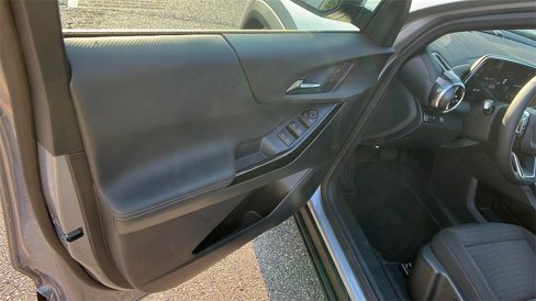 New 2026 Chevrolet Equinox LT w/ Safety and Technology Package image 11