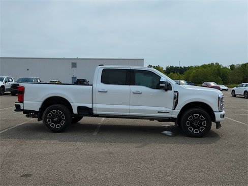 Used 2024 Ford F250 Platinum image 16