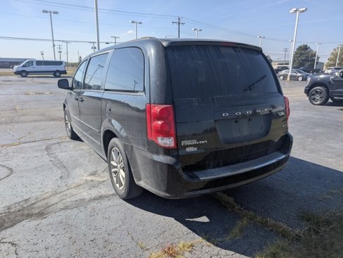 Used 2015 Dodge Grand Caravan SXT image 3