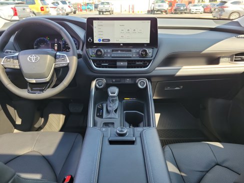 New 2026 Toyota Grand Highlander Platinum image 9