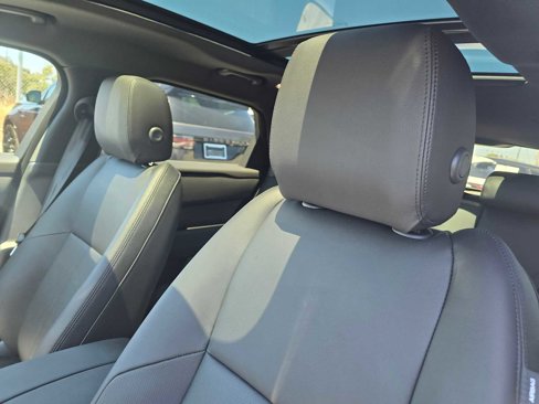 Used 2026 Land Rover Range Rover Velar S image 25