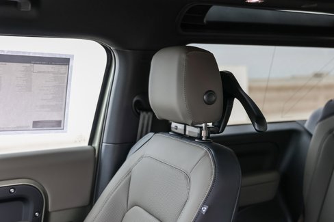 New 2025 Land Rover Defender 90 S image 23