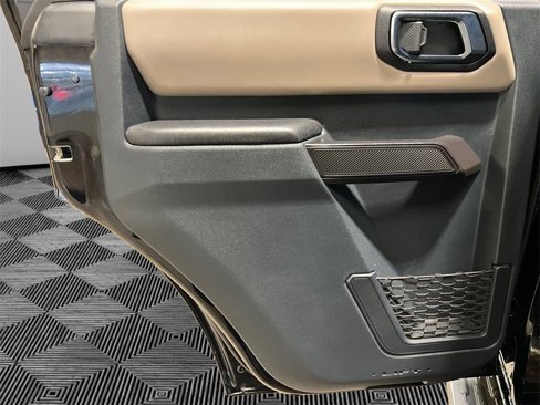 Used 2024 Ford Bronco Wildtrak image 19