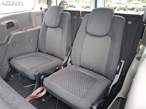 Certified 2023 Ford Transit Connect XLT image 10