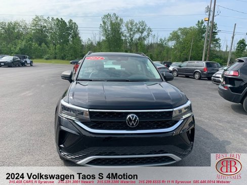 Used 2024 Volkswagen Taos S image 8