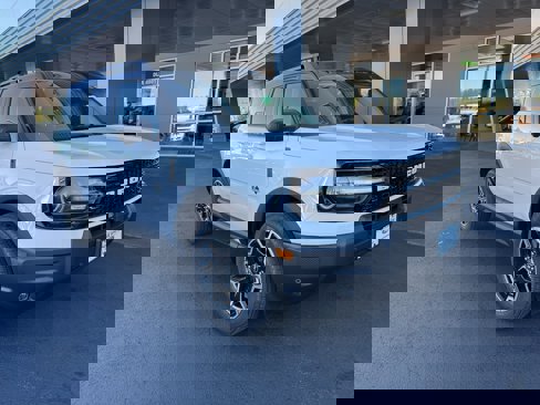 New 2025 Ford Bronco Sport Outer Banks w/ Outer Banks Tech Package+ image 1