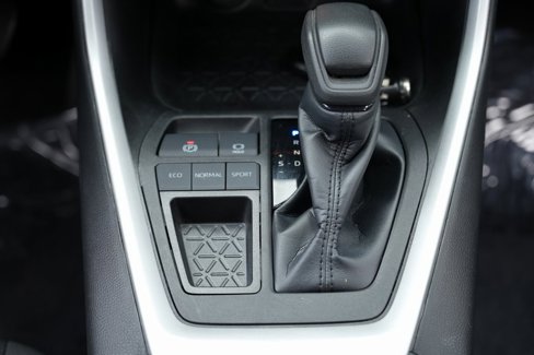 Used 2023 Toyota RAV4 XLE image 37