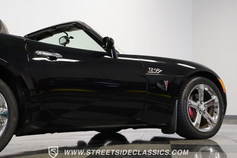 Used 2007 Pontiac Solstice GXP w/ Premium Package image 28