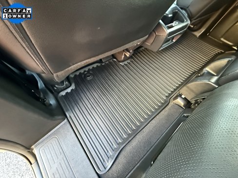 Used 2023 Honda Odyssey Elite image 18